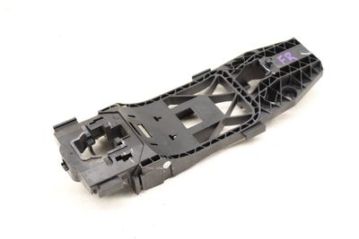 EXTERIOR DOOR HANDLE BRACKET 5N0839885H