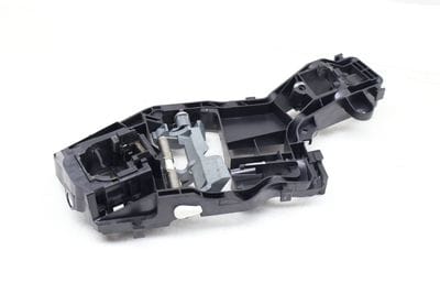 EXTERIOR DOOR HANDLE BRACKET 5NN837812C