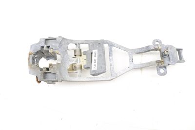 EXTERIOR DOOR HANDLE BRACKET 7L0837886C