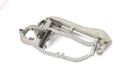 EXTERIOR DOOR HANDLE MOUNT / BRACKET 8243636