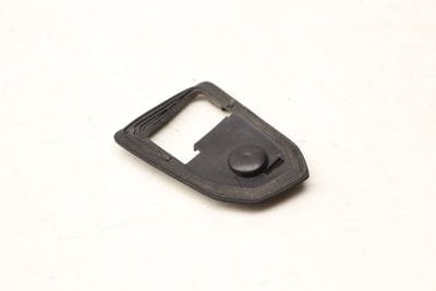 EXTERIOR DOOR HANDLE SEAL / GASKET (FRONT) 8W0837209A