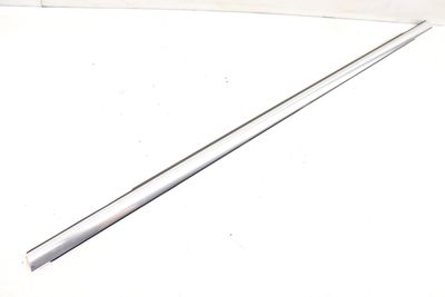 EXTERIOR DOOR WINDOW SLOT SEAL / TRIM 7P0839476G