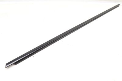 EXTERIOR DOOR WINDOW SLOT SEAL / TRIM 7P5837475G