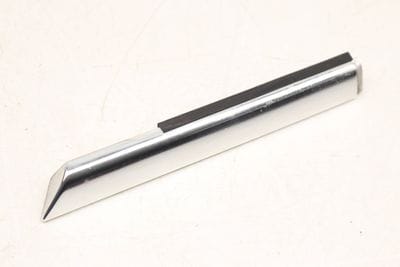 EXTERIOR DOOR WINDOW SLOT SEAL / TRIM (FRONT) 7221309