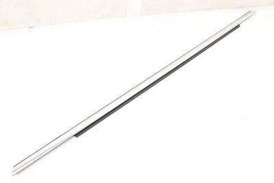 EXTERIOR DOOR WINDOW SLOT / TRIM 8W0853764E