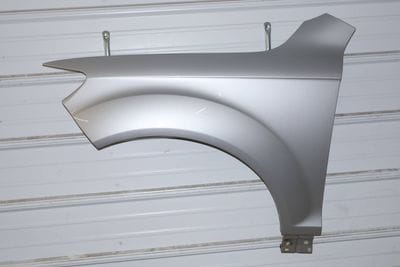 Fender 4L0821101