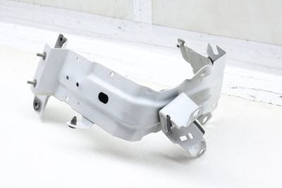 Fender Cross Support Bracket 4M0821138B