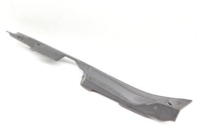 FENDER FILLER PANEL 7450920