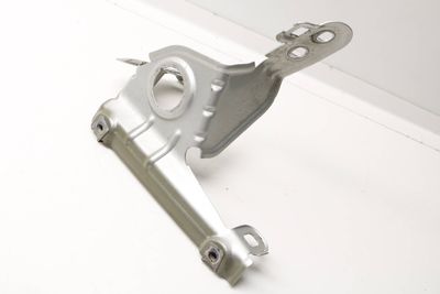 FENDER / HEADLIGHT MOUNT BRACKET 7267328