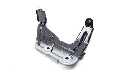 FENDER MOUNT BRACKET 7424677