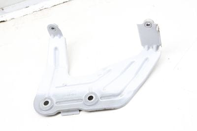 FENDER MOUNT BRACKET 7424678