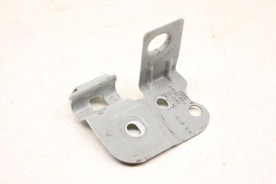 FENDER MOUNT BRACKET 4M0821167A
