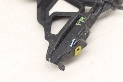 FENDER MOUNT / BRACKET 7046352