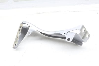 Fender Mount / Bracket 8J0821135F