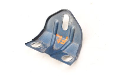 FENDER MOUNT BRACKET
