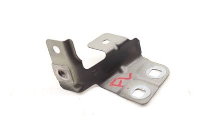 FENDER MOUNT / BRACKET (CENTER) 7204499