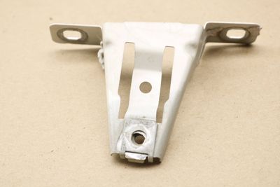 FENDER MOUNT / BRACKET (FRONT) 7204497