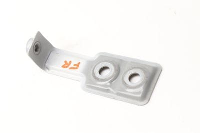 FENDER MOUNT / BRACKET (REAR UPPER) 7440418