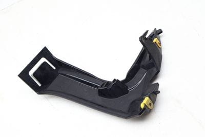 FENDER MOUNT BRACKET / SPACER 7207931