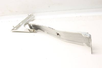 FENDER SUPPORT BRACKET 8T0821136A