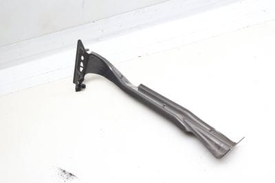 FENDER SUPPORT MOUNT / BRACKET 8K0821136J