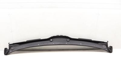 FIREWALL COWL / WATER DEFLECTOR COVER 8402642