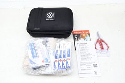 FIRST AID KIT BAG / CASE 000093108L