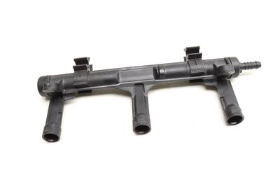 FUEL INJECTOR RAIL / TUBE 06E133681L