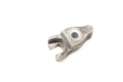 Fuel Injector Retaining Plate 059130216K