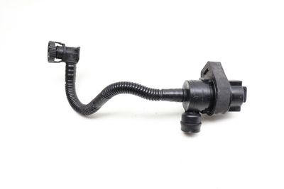 FUEL TANK BREATHER VALVE / LINE 7537113
