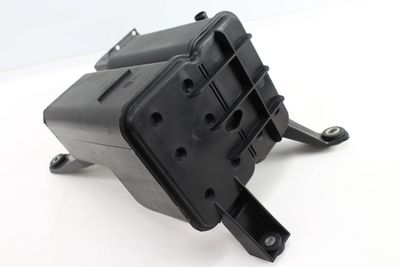FUEL VAPOR / CHARCOAL CANISTER 7L8201801
