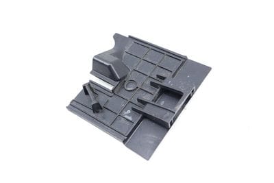 Fuse Box End Plate / Bracket 5WA927165