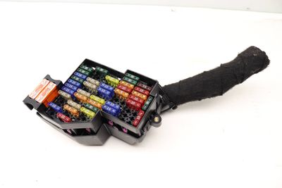 FUSE HOLDER / BOX 7P0941824A