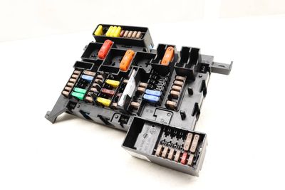 FUSE / RELAY BOX 9270354