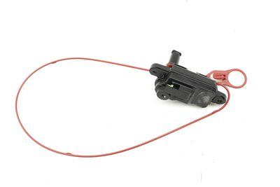 GAS / FUEL DOOR LOCK ACTUATOR 8V0862153B