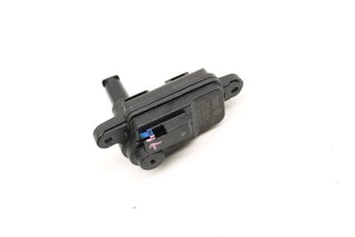 Gas / Fuel Door Lock Actuator 8V0862159