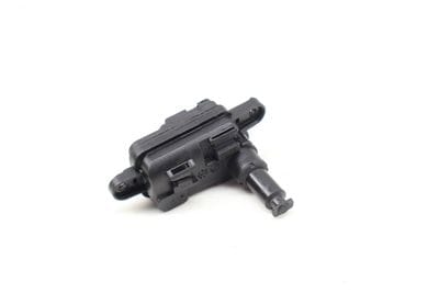 Gas / Fuel Door Lock Actuator 8V0862159A