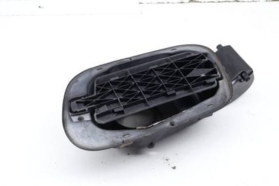 Gas / Fuel Filler Door Bracket 7P6809857