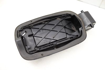 GAS / FUEL FILLER DOOR BRACKET 8V5809906