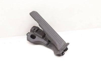 GAS PEDAL / ACCELERATOR MODULE 1K1723503AR