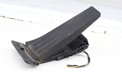 Gas Pedal / Accelerator Module 35426852644