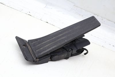 Gas Pedal / Accelerator Module 35426853175