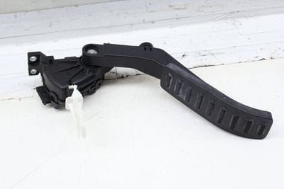Gas Pedal / Accelerator Module 7L0723507D