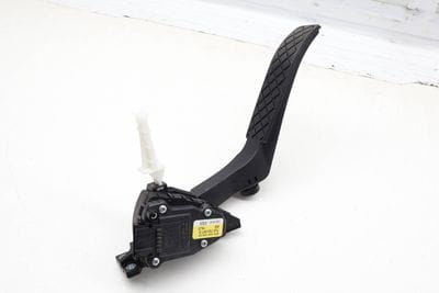 Gas Pedal / Accelerator Module 7L0723507D