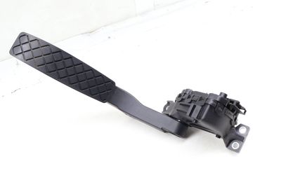 GAS PEDAL / ACCELERATOR MODULE 7L0723507D