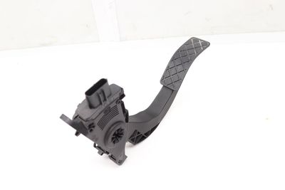 GAS PEDAL / ACCELERATOR MODULE 8K1723523A