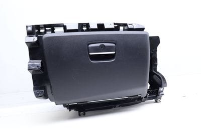 GLOVE BOX / COMPARTMENT 9121786