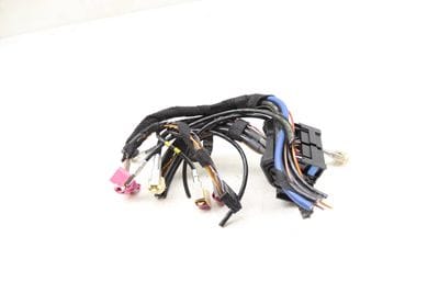 Headunit / Head Unit Wiring Connector / Pigtail