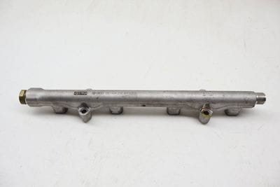 High Pressure Fuel Rail / Distributor 05E133320B