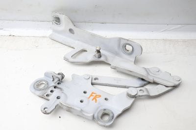 HOOD HINGE 7336700